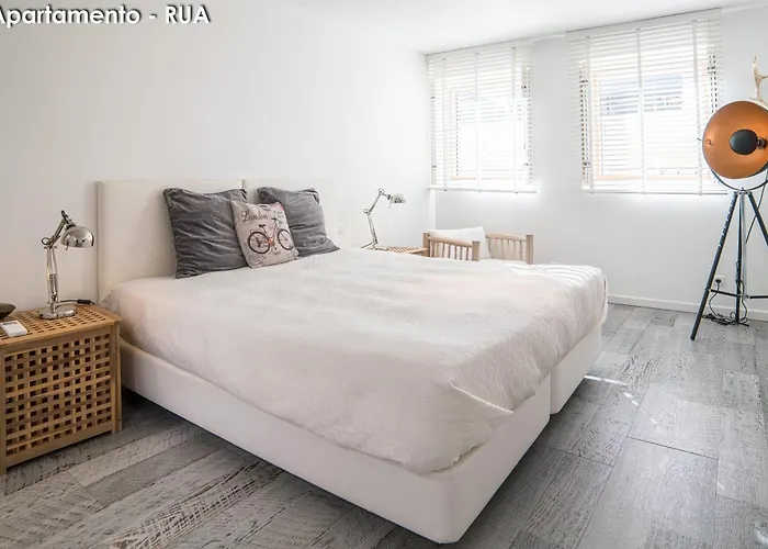 Season * Σεσίμπρα