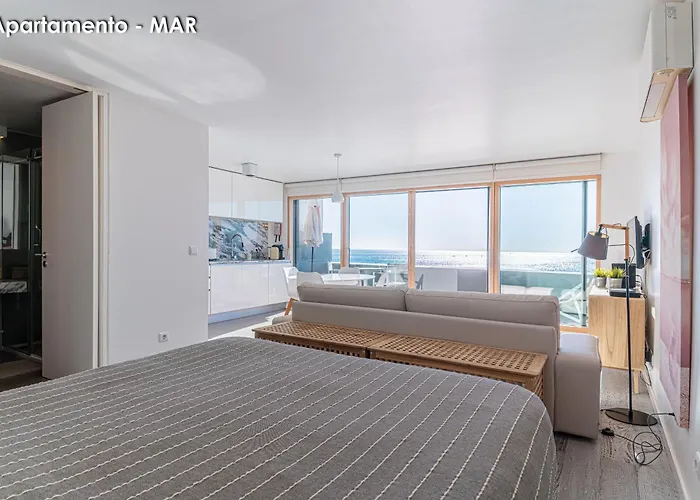 Διαμέρισμα Season