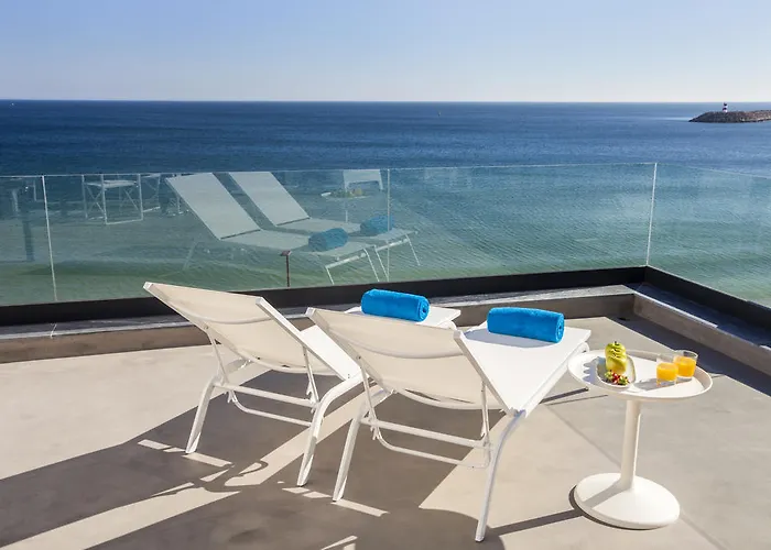 Διαμέρισμα Season *